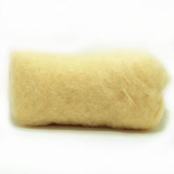 Wool Carded Batt 27 Micron: Warm Ecru