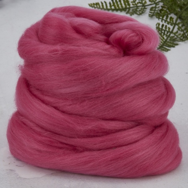 Fondant Pink Dyed Merino 7.17