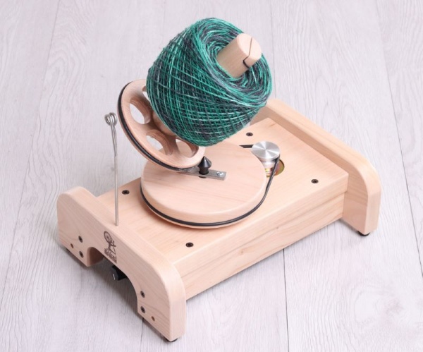 Ashford Electric Ball Winder ASH.EBW