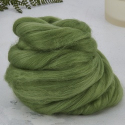 Fresh Green Dyed Merino 4.91